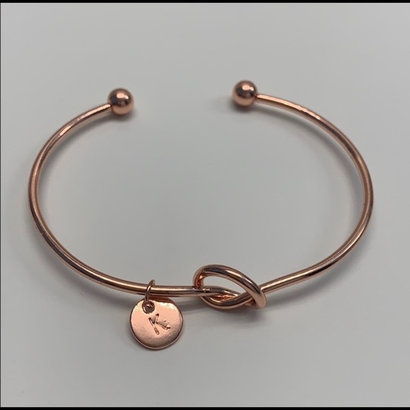 Rose Gold Floral Ring - Picture 3 of 3